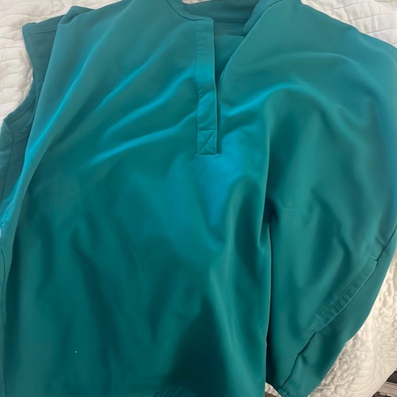 Figs Other Figs Hunter Green Poshmark